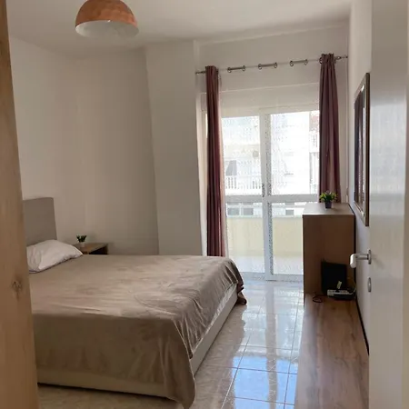 Apartamento By The Durrës