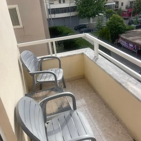 Apartamento By The Durrës