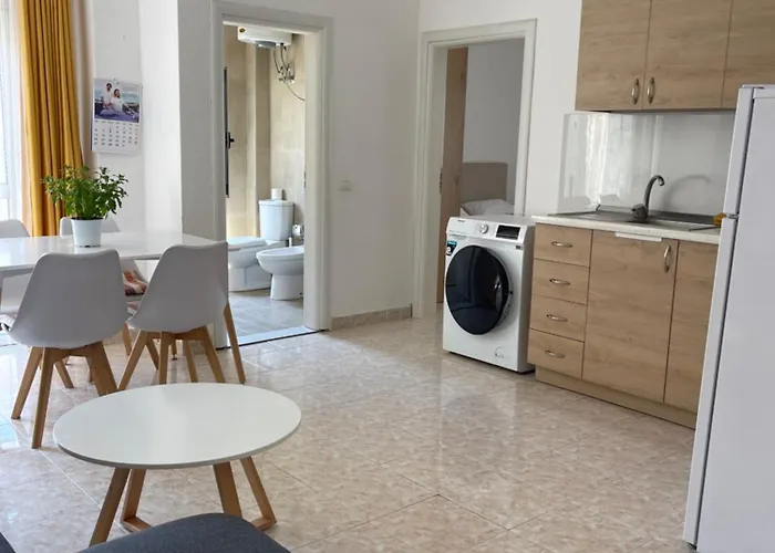 Appartement By The *